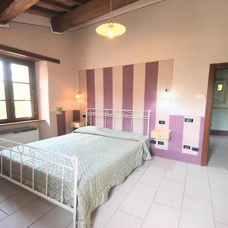 Spoleto-poolside-sleeps-20pool, Jacuzzi, Gardens - Spectacular Grounds Spoleto