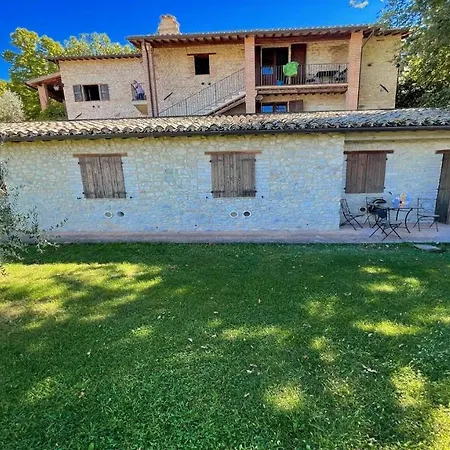 Spoleto-poolside-sleeps-20pool, Jacuzzi, Gardens - Spectacular Grounds *