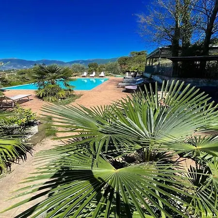 فيلة Spoleto-poolside-sleeps-20pool, Jacuzzi, Gardens - Spectacular Grounds *