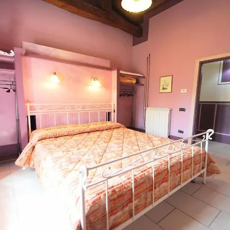 Spoleto-poolside-sleeps-20pool, Jacuzzi, Gardens - Spectacular Grounds * سبوليتو