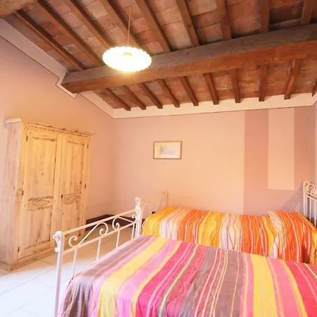 Vila Spoleto-poolside-sleeps-20pool, Jacuzzi, Gardens - Spectacular Grounds *